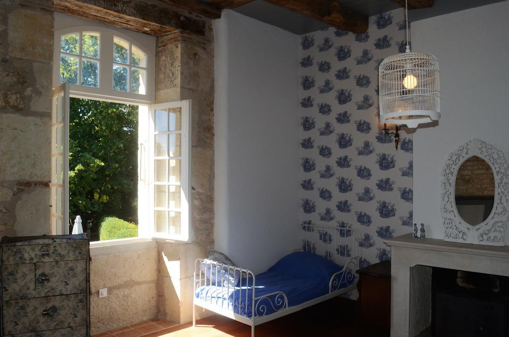 Le Gobelin - La Maisou Sérignac Exteriör bild